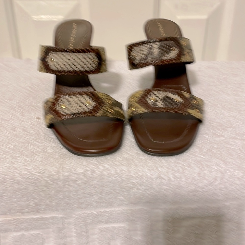 Sandals, leather snakeskin, sage green
